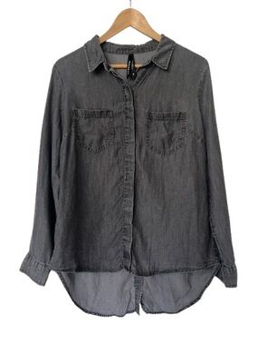 Liverpool Gray Button-Up Shirt with Tail. Size Medium